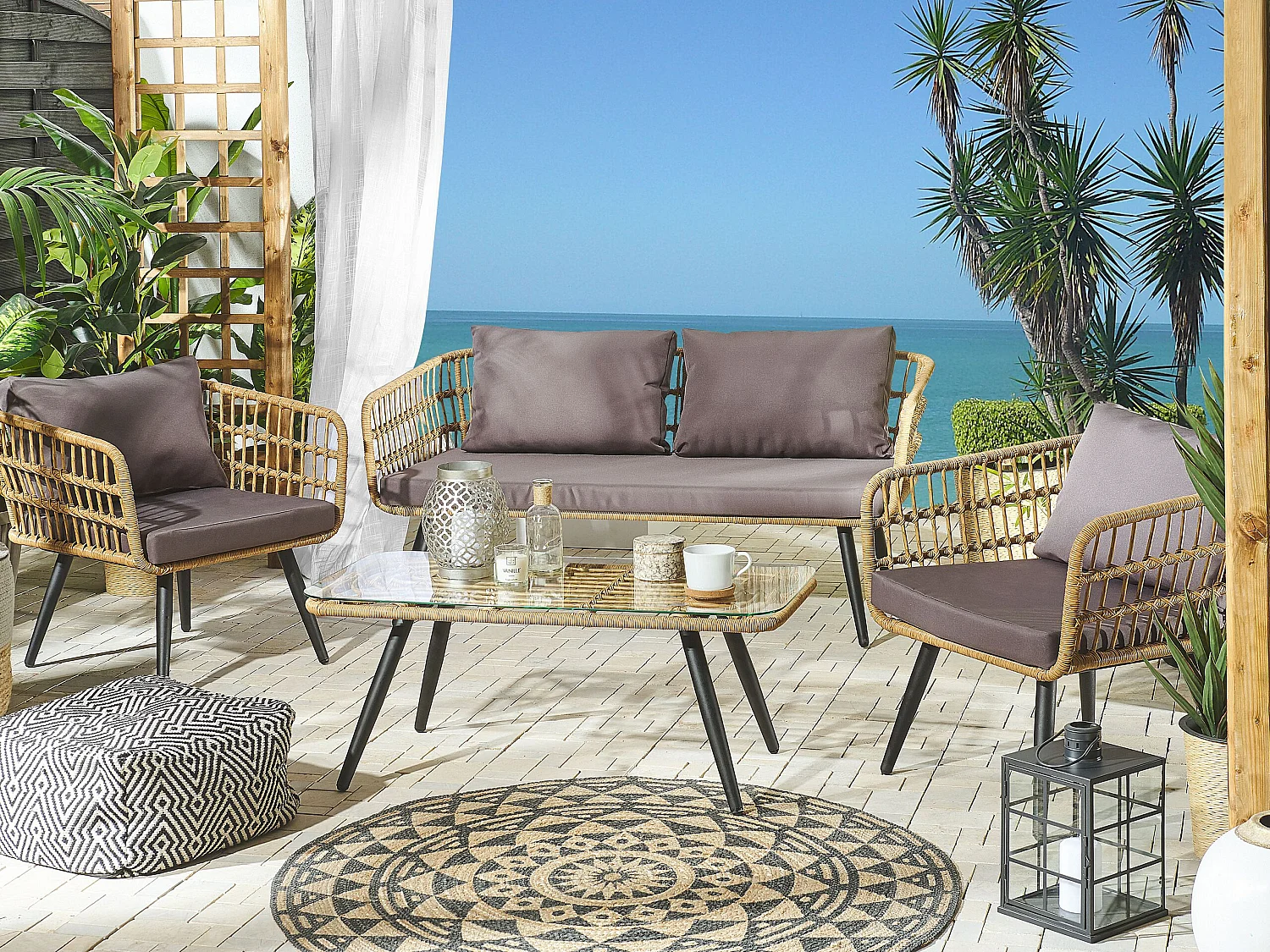 Ensemble de salon de jardin avec table 4 places FOBELLO Beige