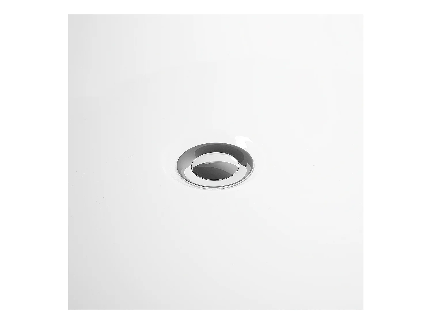Stilvolle Acryl Badewanne oval freistehend weiß mit Überlauf 170x77 cm Tesoro