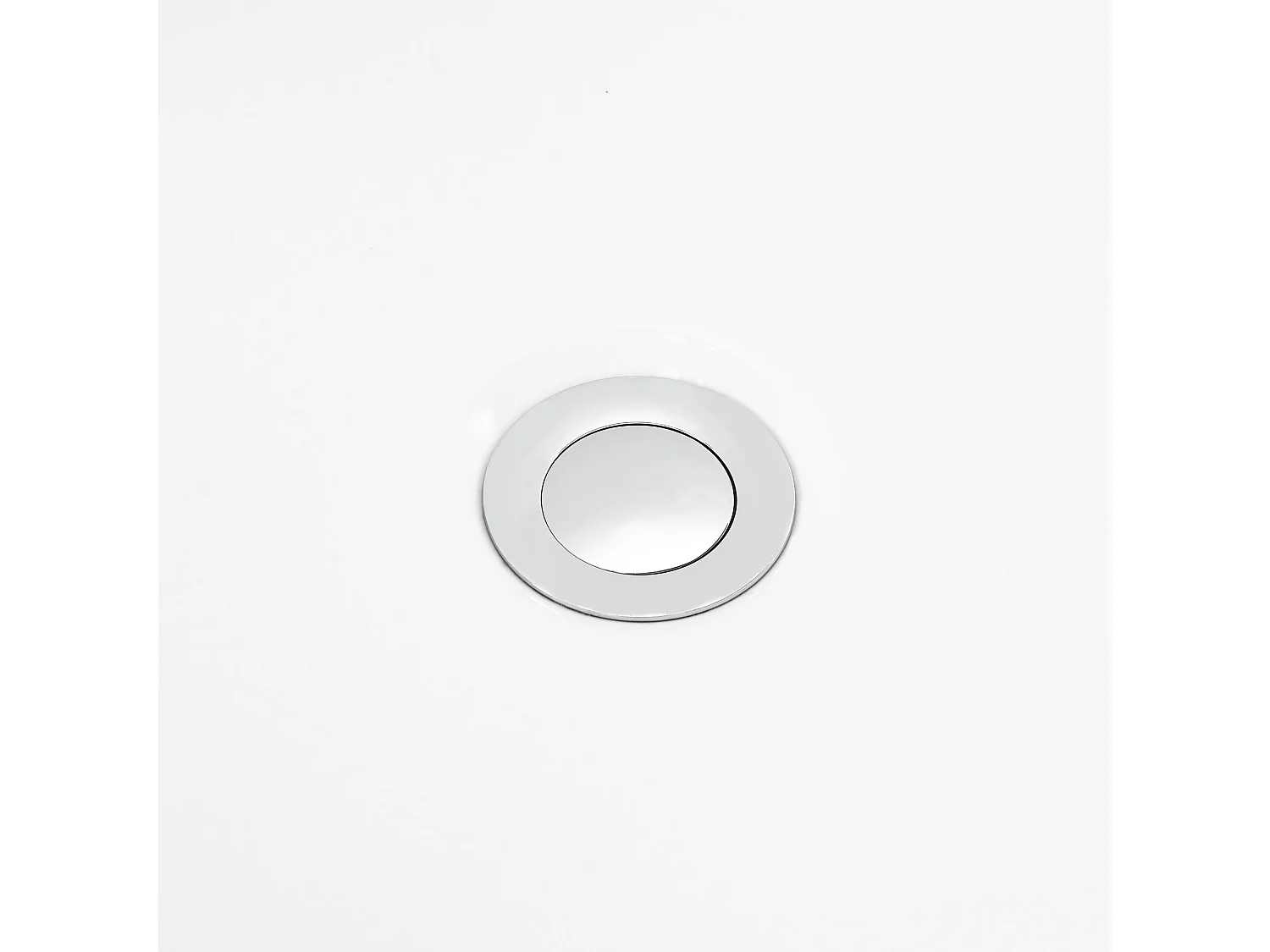 Stilvolle Acryl Badewanne oval freistehend schwarz mit Überlauf 170x80cm Carrera