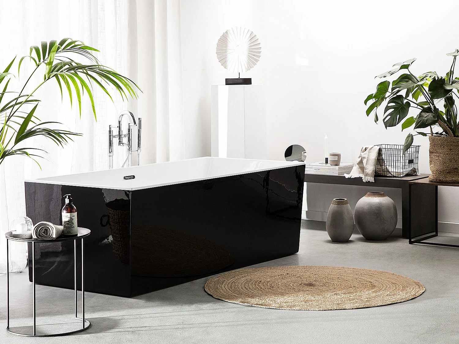 Vrijstaand bad RIOS 170 x 80 cm Zwart