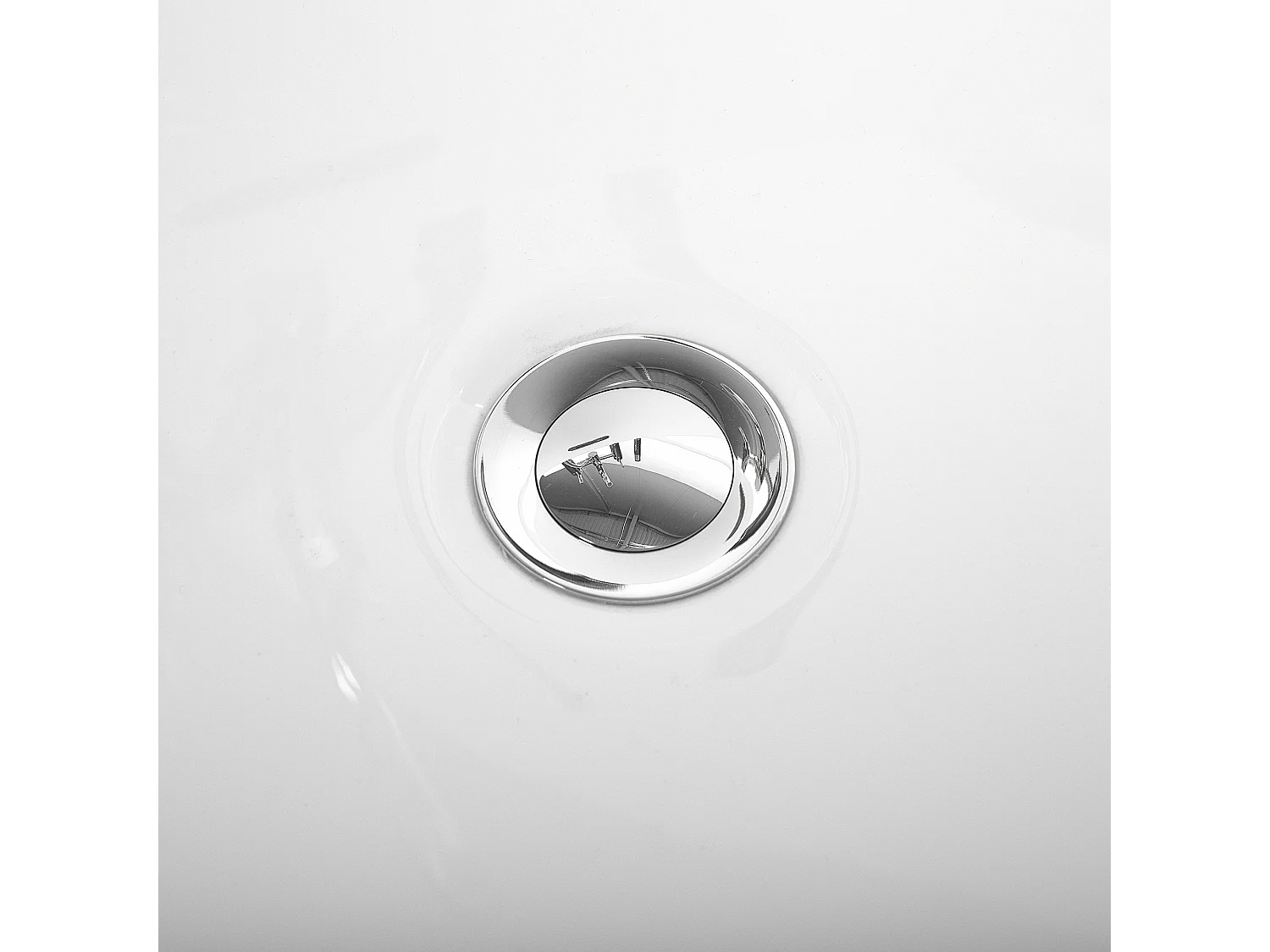 Stilvolle Acryl Badewanne oval freistehend schwarz mit Überlauf 170x80 cm Guiana