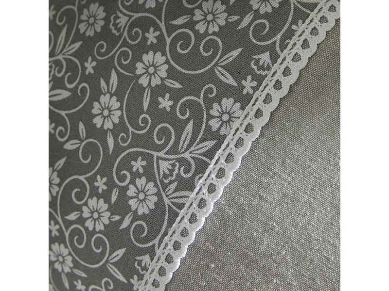 Geborduurd en geappliqueerd kussen, inclusief vulling, 100% katoen. M/HomeGris.09 30x50cm