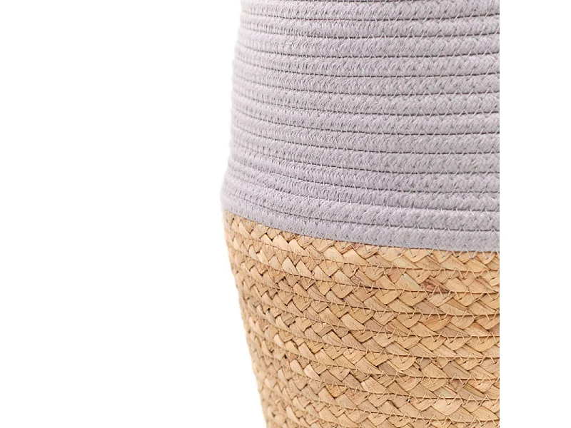 Jute mand en geverfd touw. Staal 50x30cm