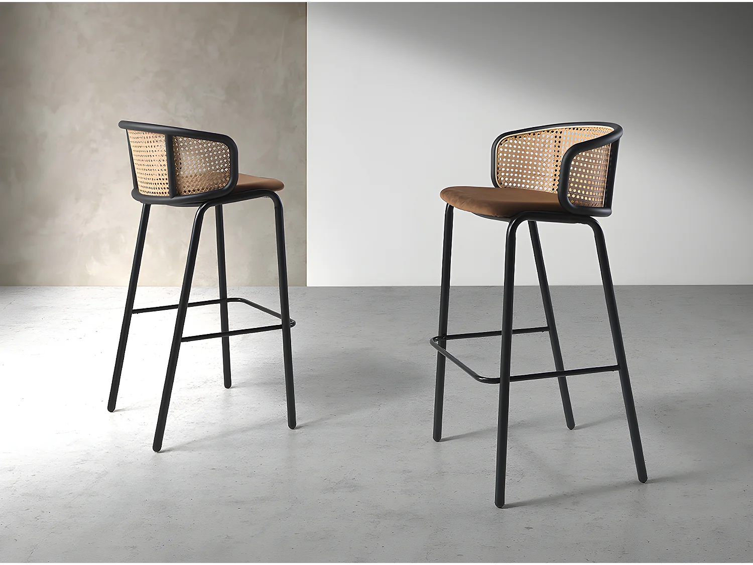 Hocker aus Rattan und braunem Samt 4128 ANGEL CERDA