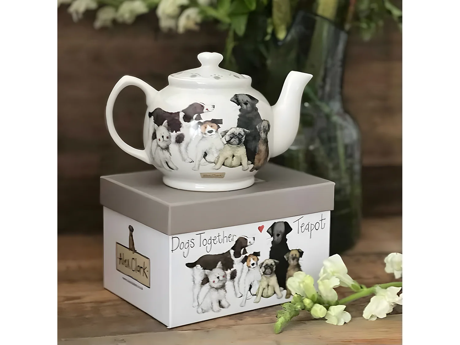 Théière en porcelaine Chiens par Alex Clark