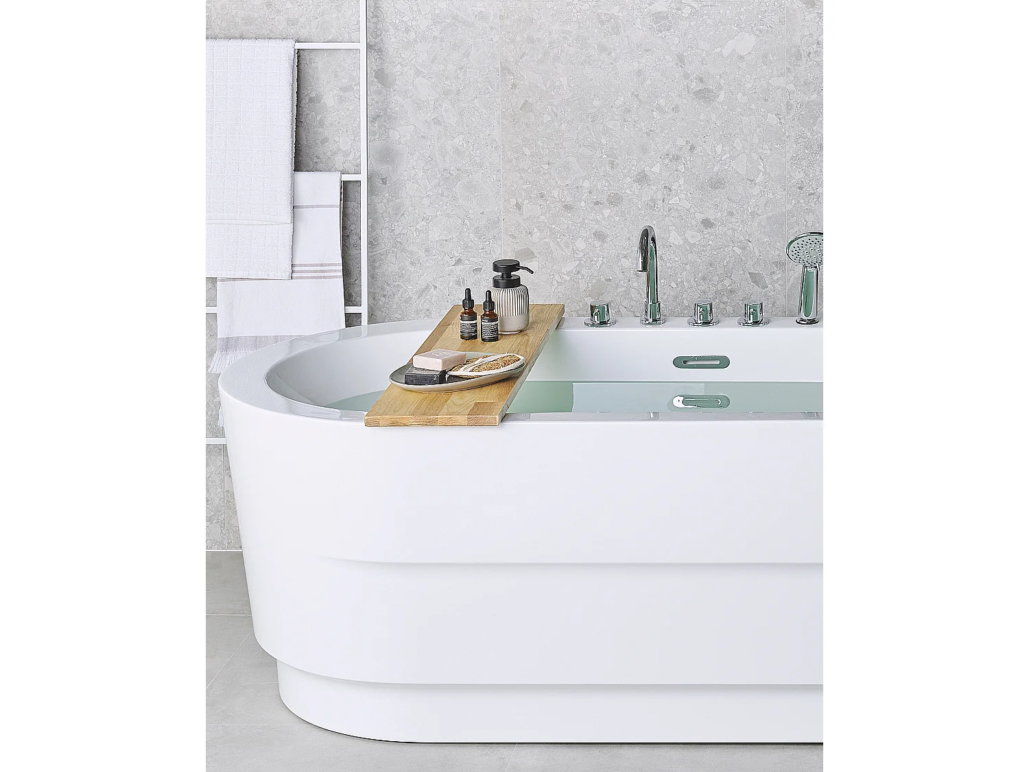 Badewanne mit Armatur oval 170x80 cm weiß freistehend moderner Stil Empresa