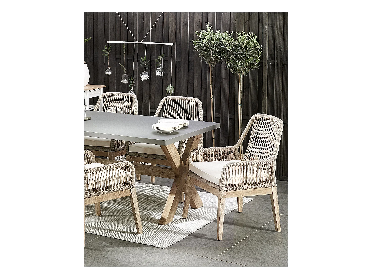 Lot de 2 chaises de jardin avec coussins OLBIA Blanc cassé