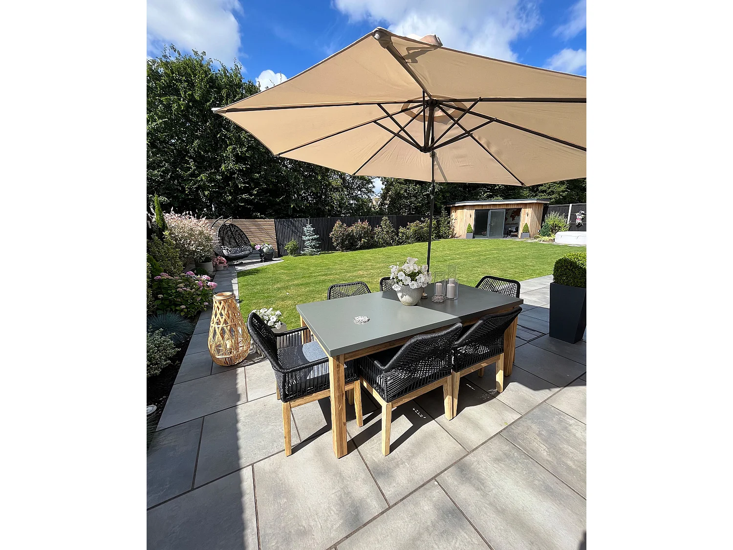 Lot de 2 chaises de jardin avec coussins OLBIA Matière synthétique Noir