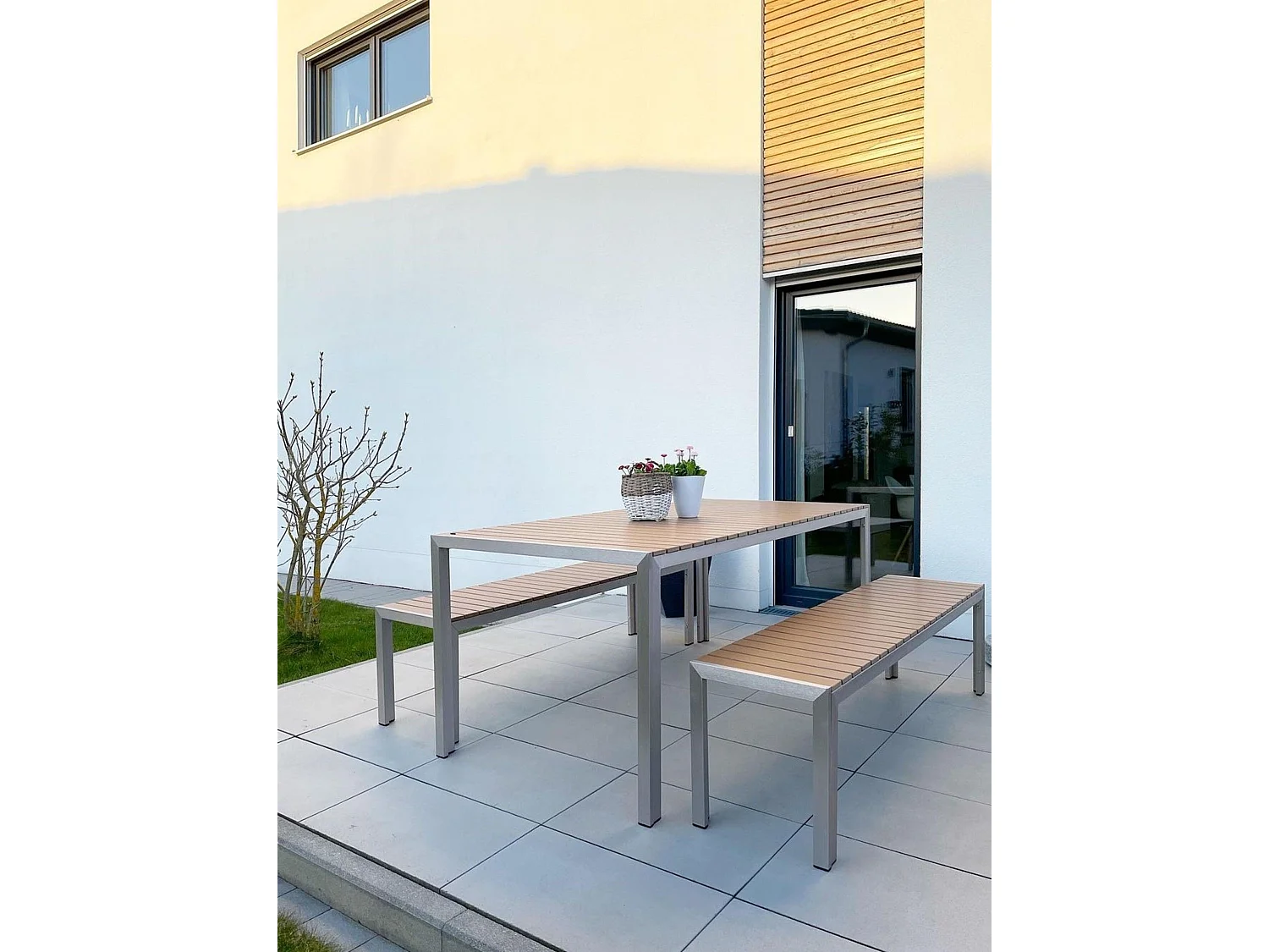 Salle à manger de jardin avec bancs 6 places NARDO Marron