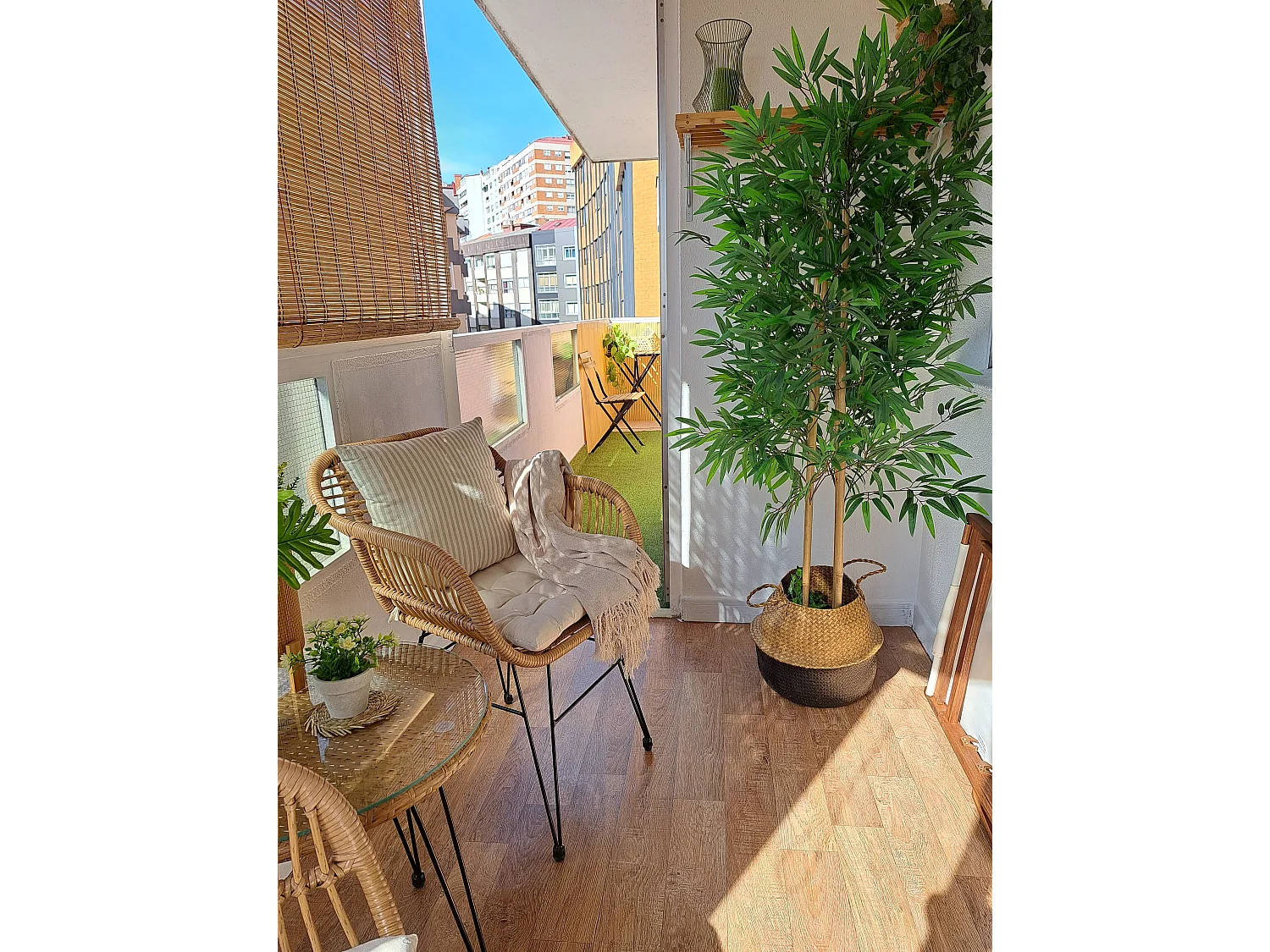 Bistro Set with Cushions TROPEA II PE Rattan Natural