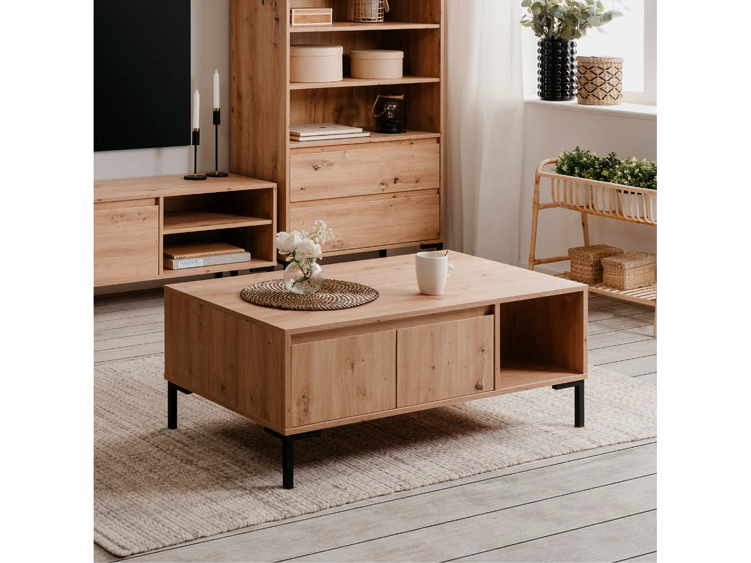 Couchtisch aus Holz mit Schränken NAVI