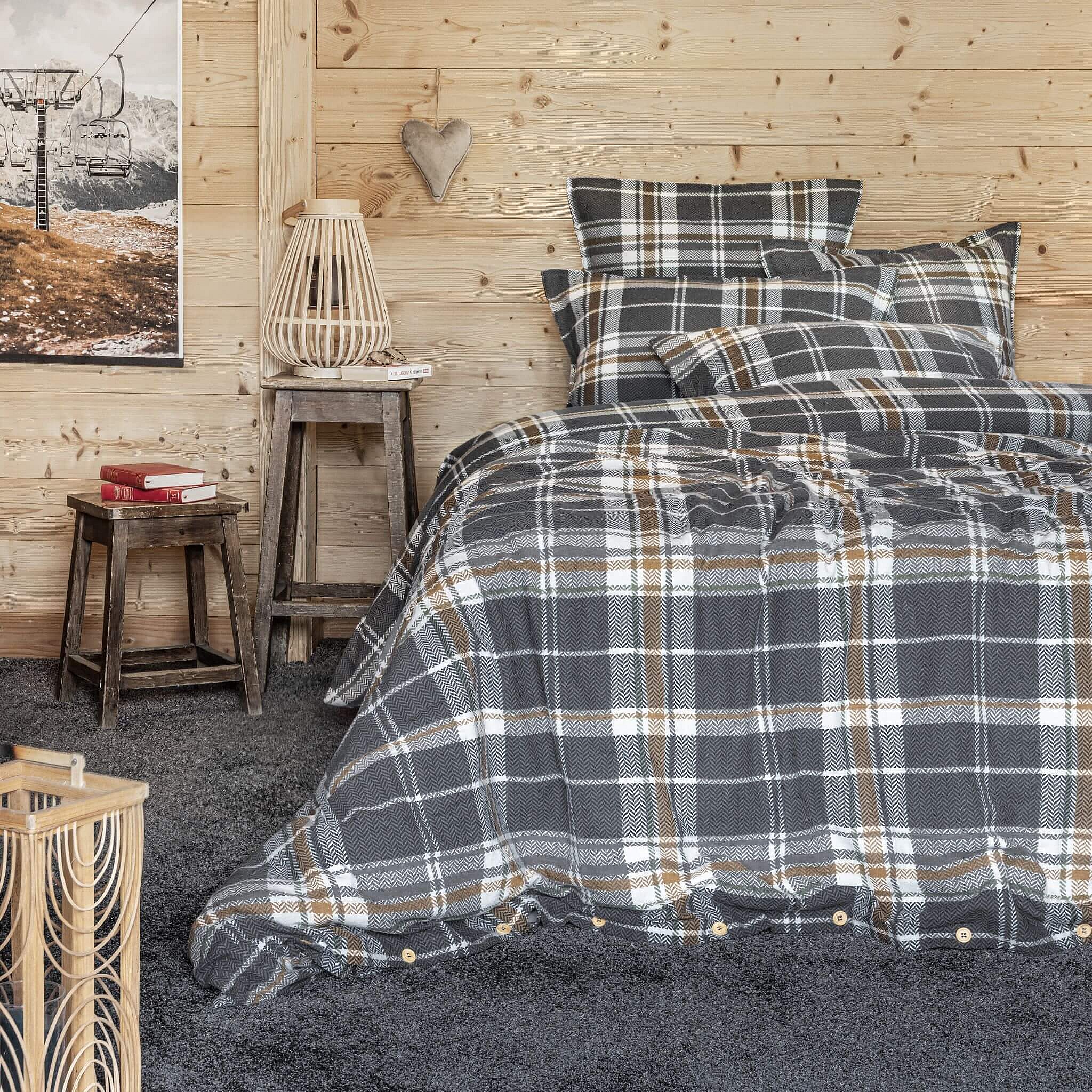 Housse De Couette Flanelle Blanche 240x220 Cm – 100% Coton, Grammage 170 G/m² – Douce Et Chaude