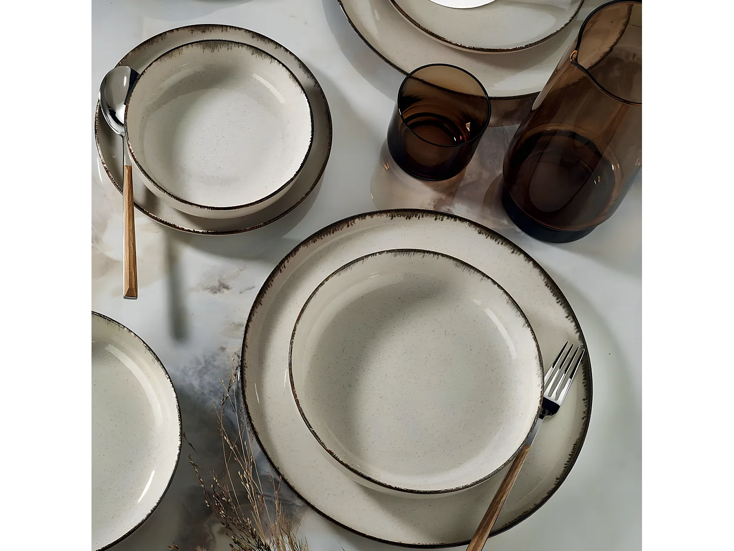 Service de table 24 pièces Ammeli 100% Porcelaine tacheté Bleu et Marron