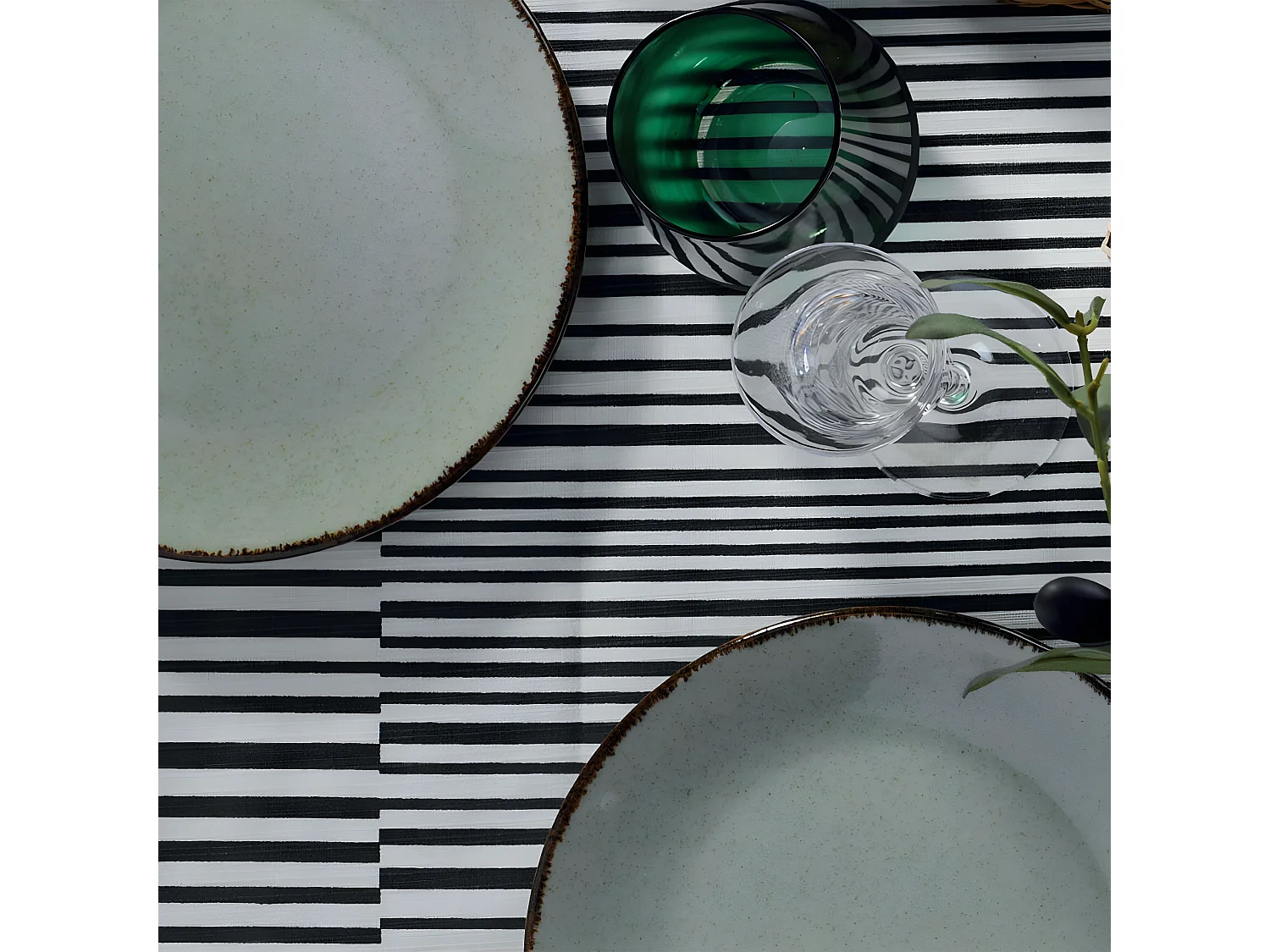 Service de table 24 pièces Ammeli 100% Porcelaine tacheté Vert et Marron