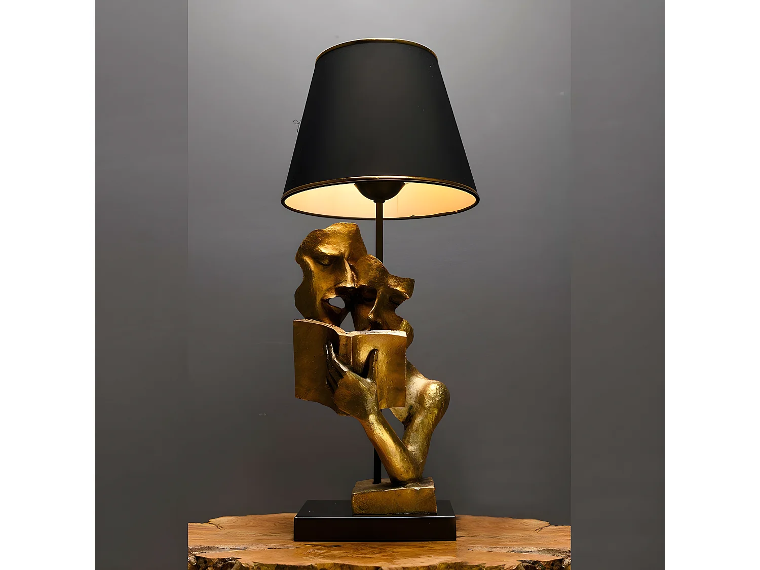 Lampe de table pied ronde bosse bibliophiles à abat-jour Replica 23x57cm Métal Noir et Tissu Or