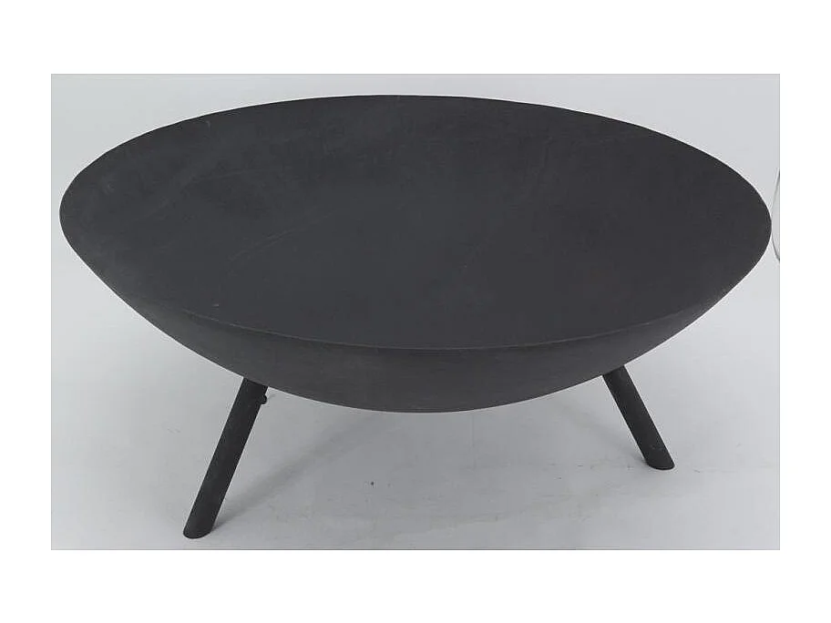 Brasero en métal noir sur pieds