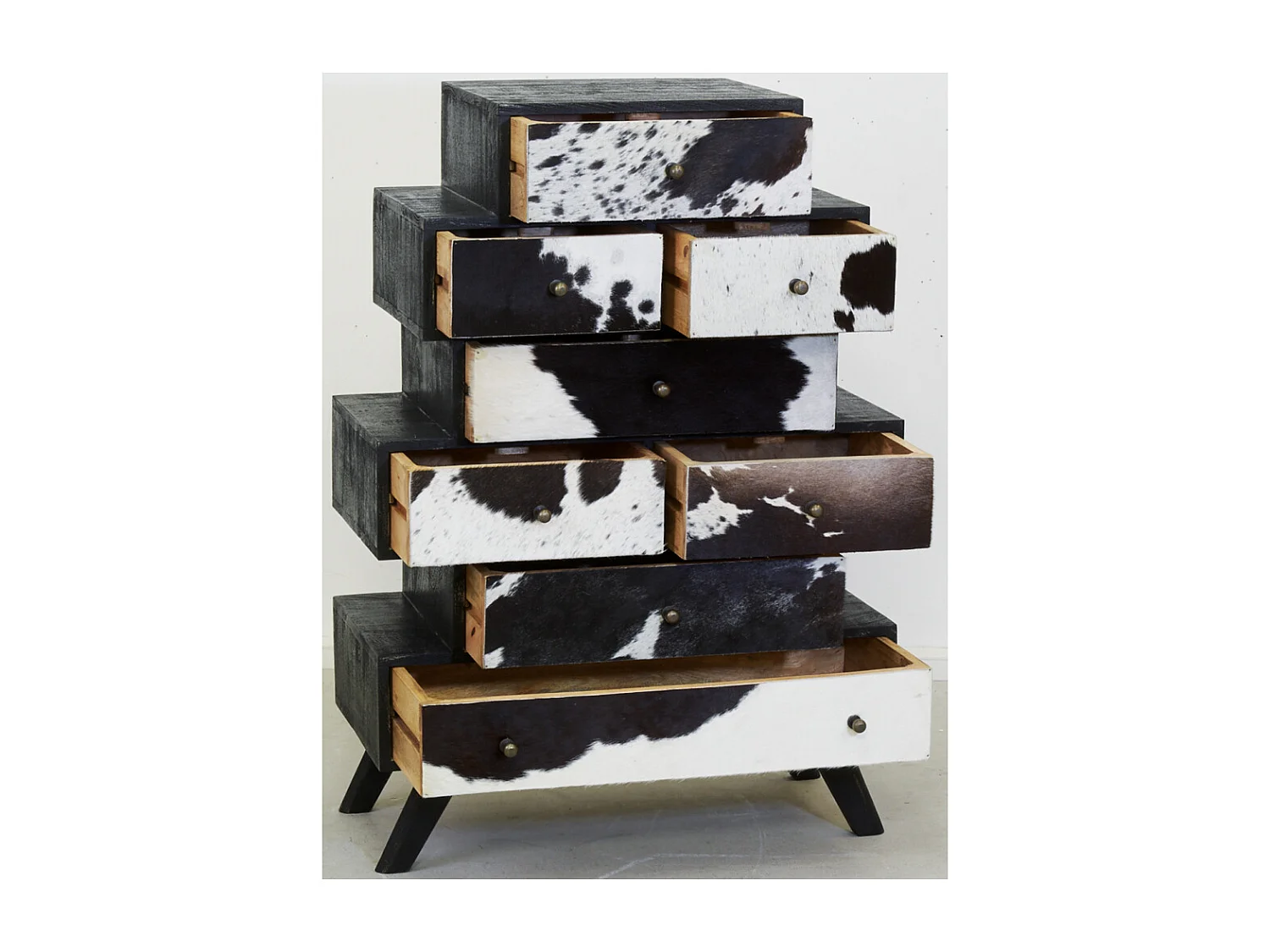 Grande commode Zigzag Vache noire