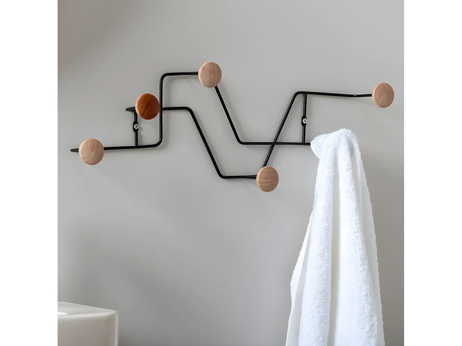 Porte-manteaux 6 patères Zig Zag Noir  Present Time