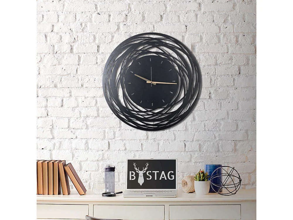 Horloge en métal Lines 70 cm