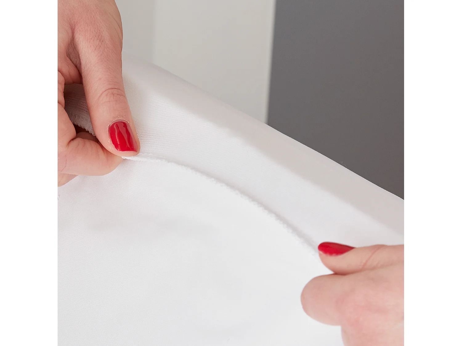 Protège Matelas Bébé Anti-acarien 70x140 cm | Alèse imperméable Silencieuse | Bouclette 100% Coton