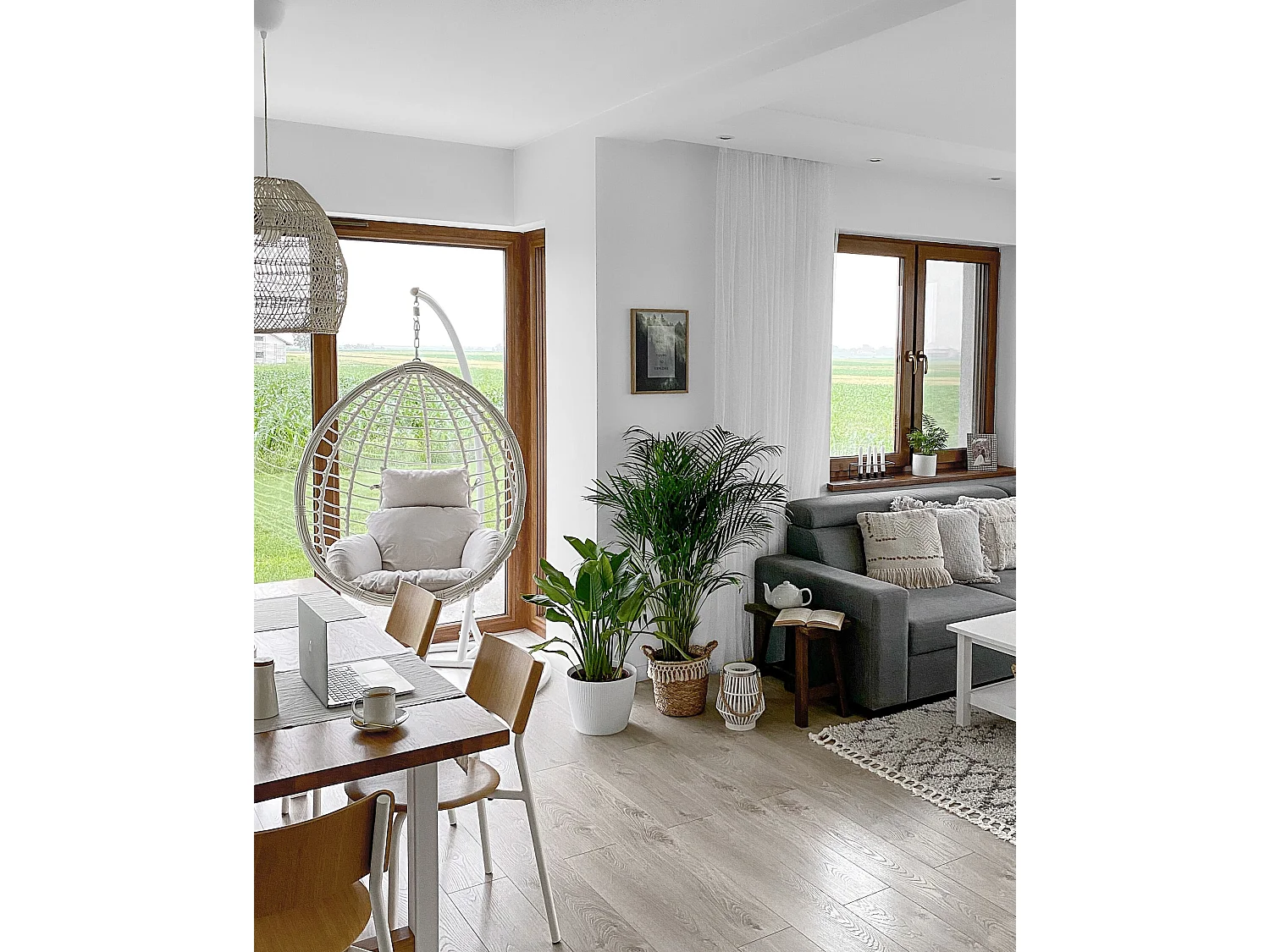 Hangstoel met standaard FANO Wit
