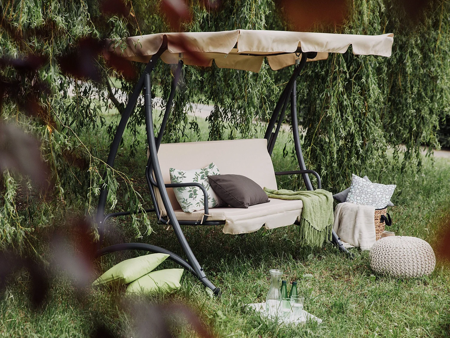 Balancelle de jardin TEMPLE Métal Beige sable