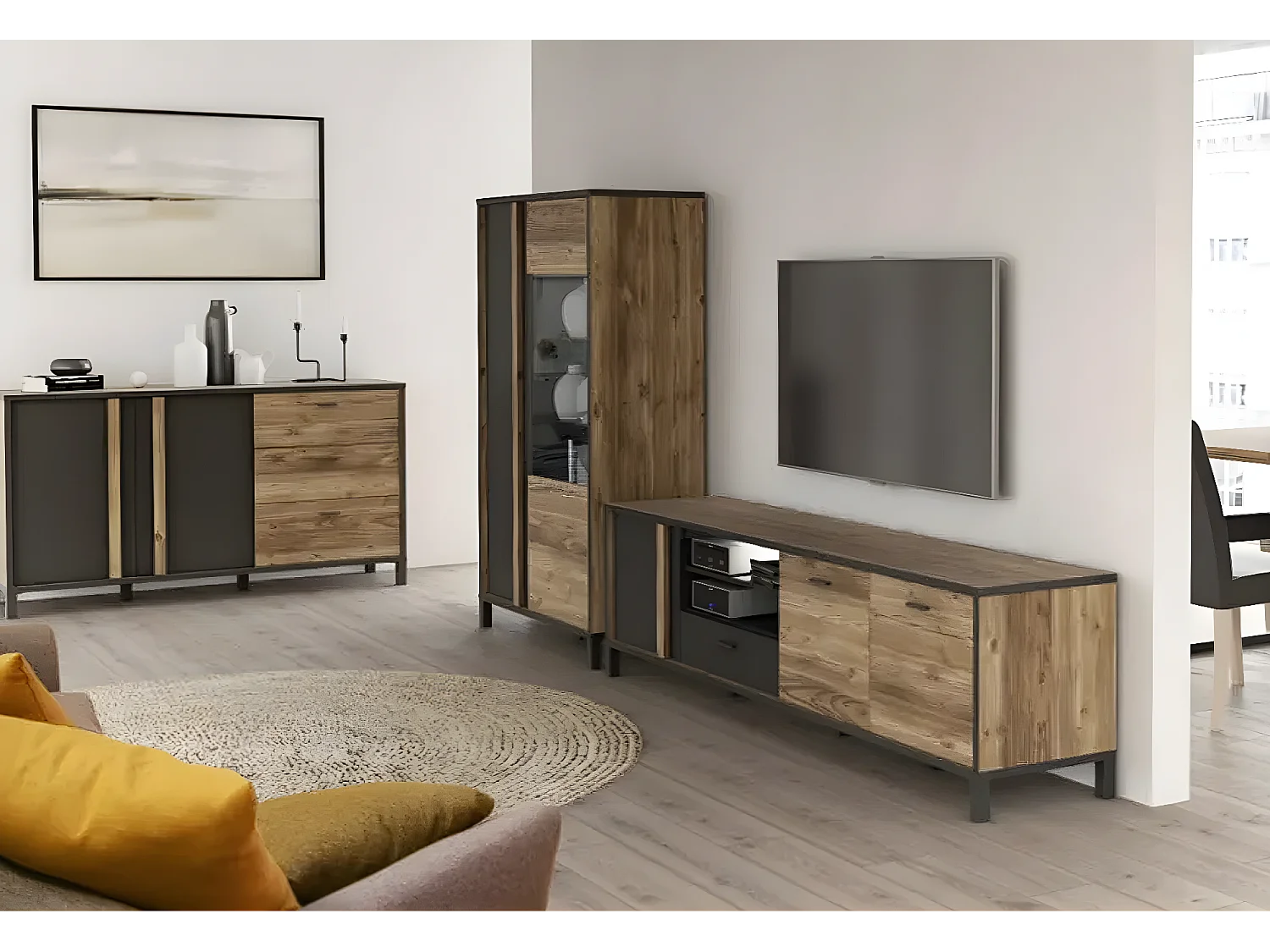 Banc TV Hayato Grand