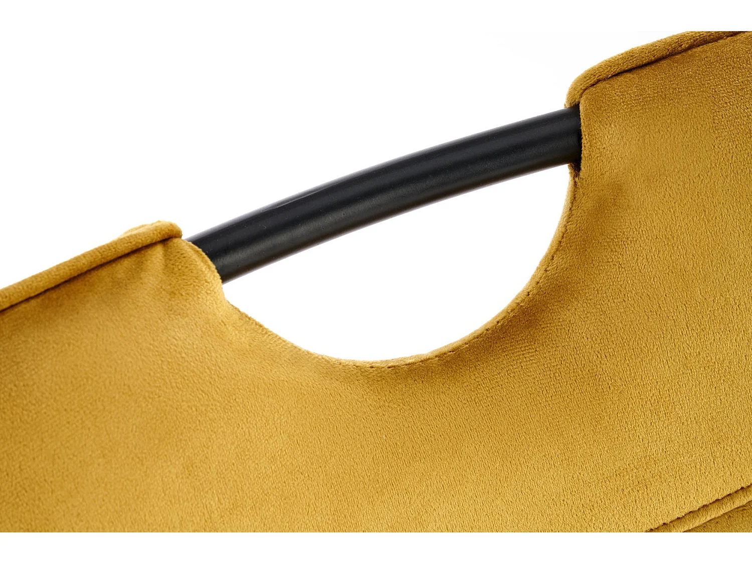 Silla de diseño Selar de metal negro y terciopelo amarillo mostaza