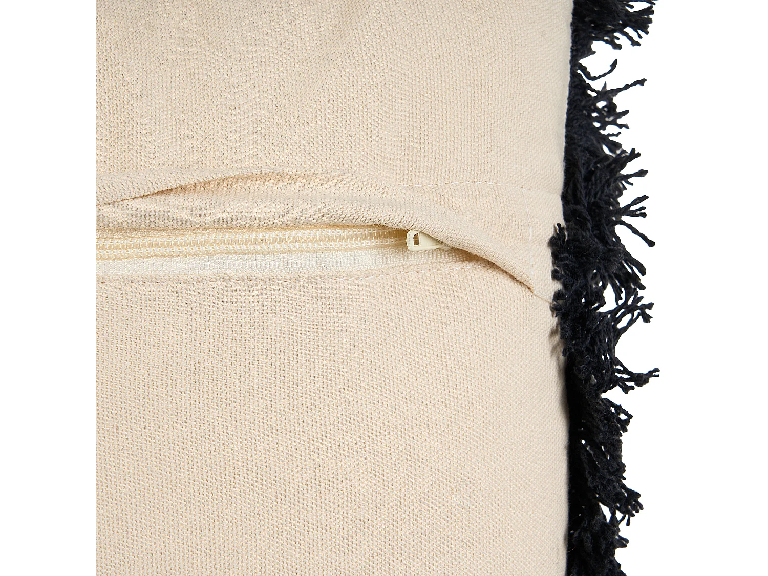 Lot de 2 coussins décoratifs BANNU Bouclé 45 x 45 cm Beige