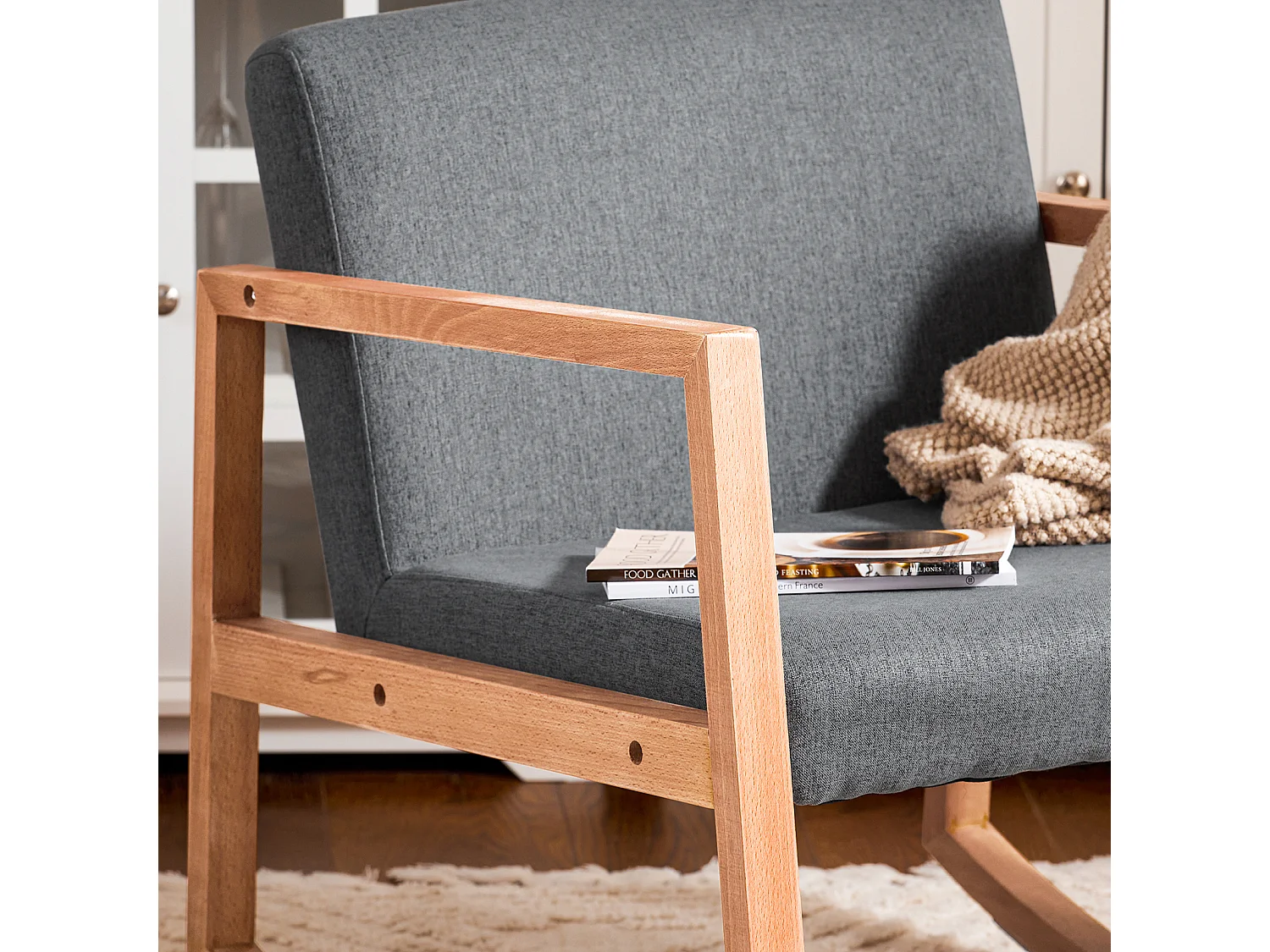 Sedia A Dondolo Da Soggiorno Poltrona A Dondolo Imbottita, Portata 114kg, Per Interni, Ufficio, Soggiorno, Grigio Chiaro, 66 X75x73cm, FST93-HG SoBuy