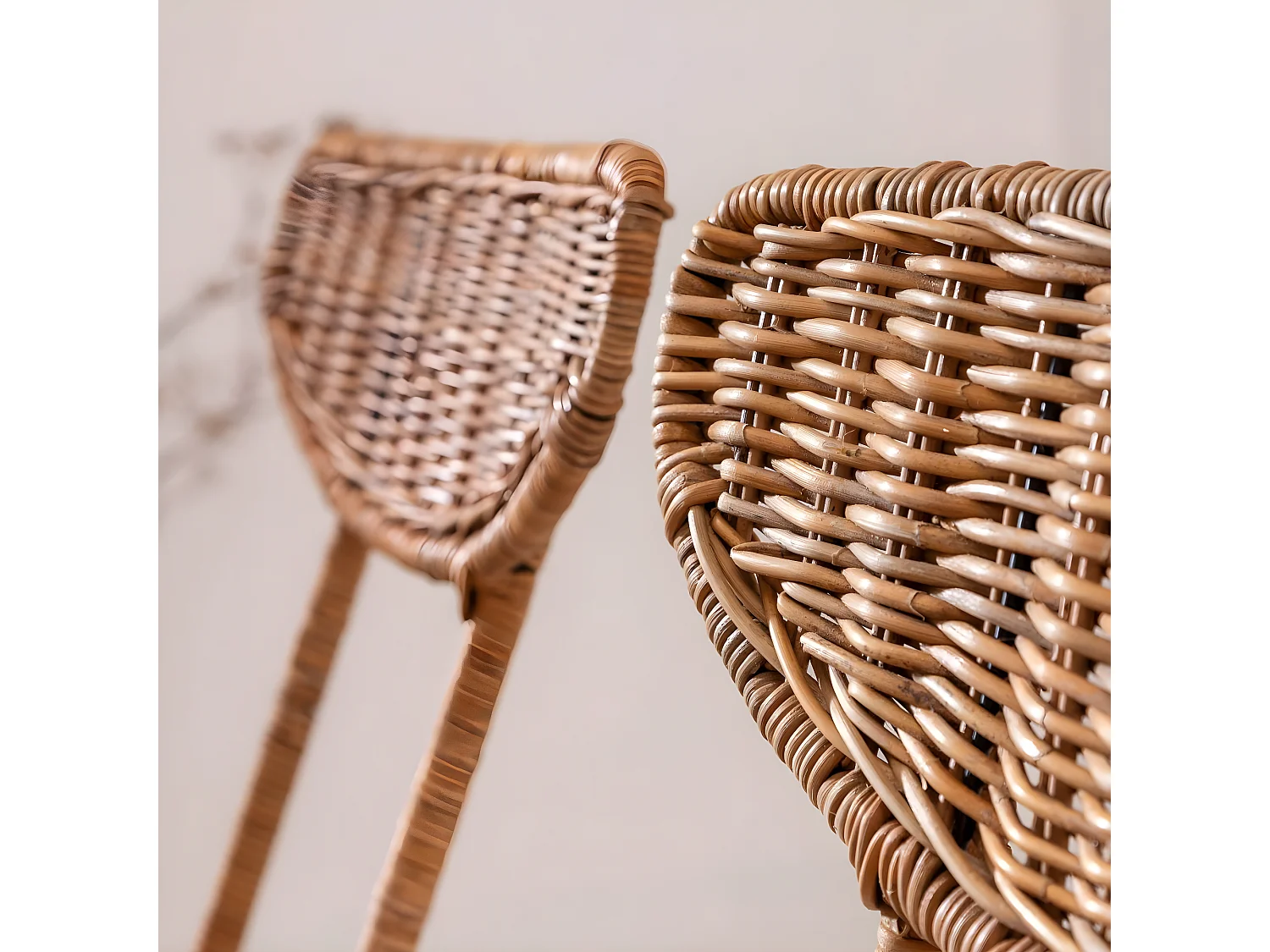 Juego de 2 sillas de ratán y metal Leila para un irresistible toque bohemio