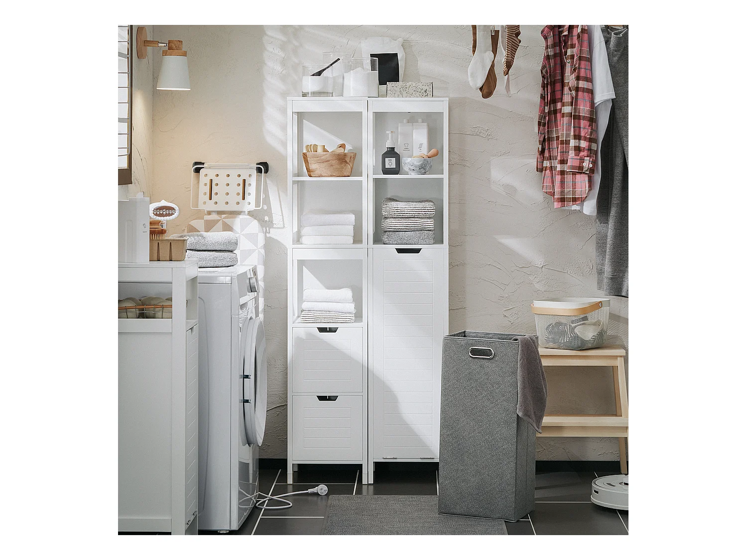 Mobile Alto Con Sacco Portabiancheria Pieghevole Mobiletto Bagno Scaffale Bianco 30x30x145cm BZR123-W SoBuy