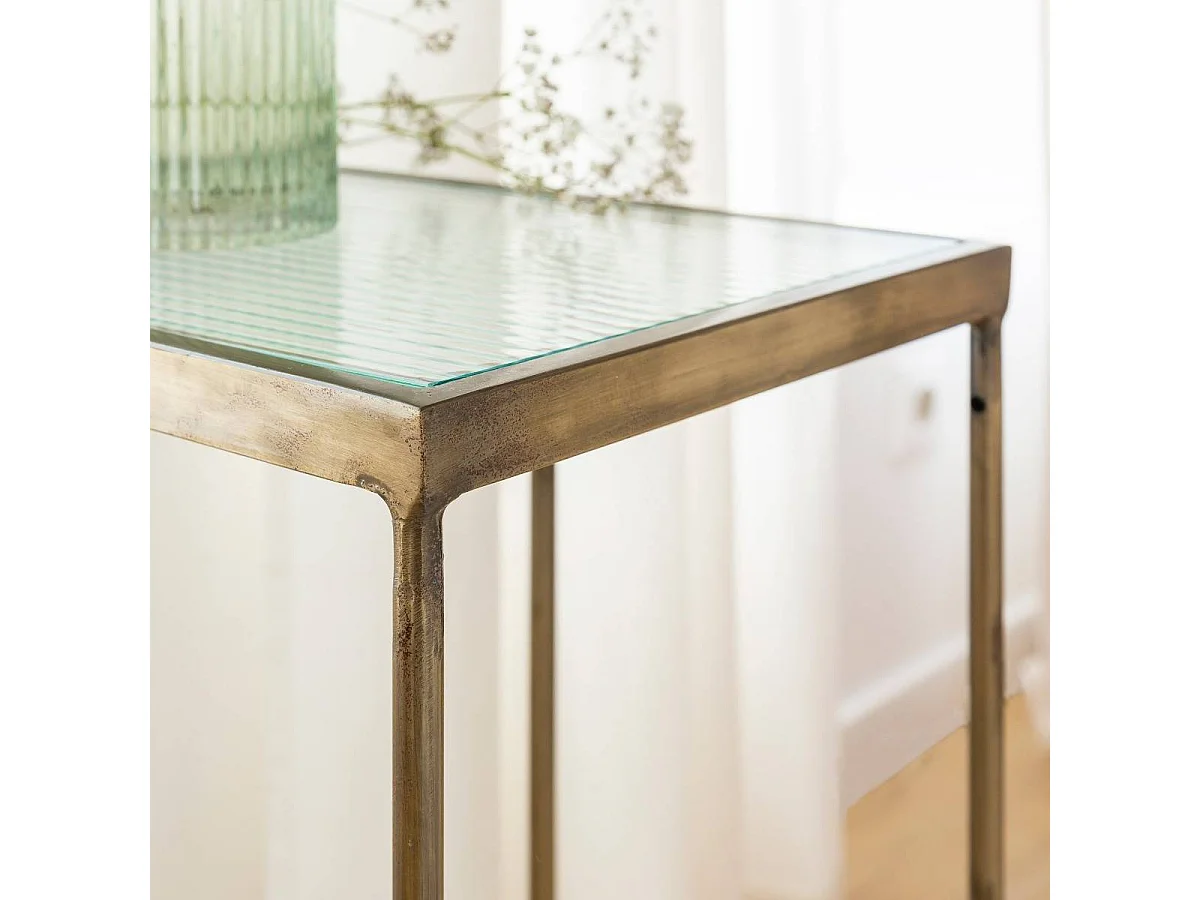 Mesa auxiliar clásica de metal dorado y vidrio Lea