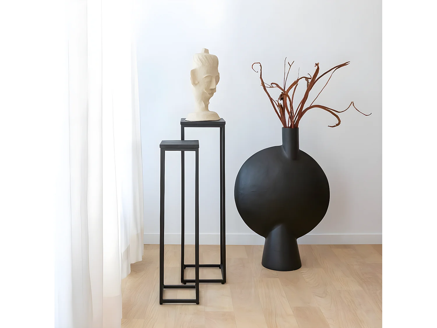 Grand vase noir Hortensia