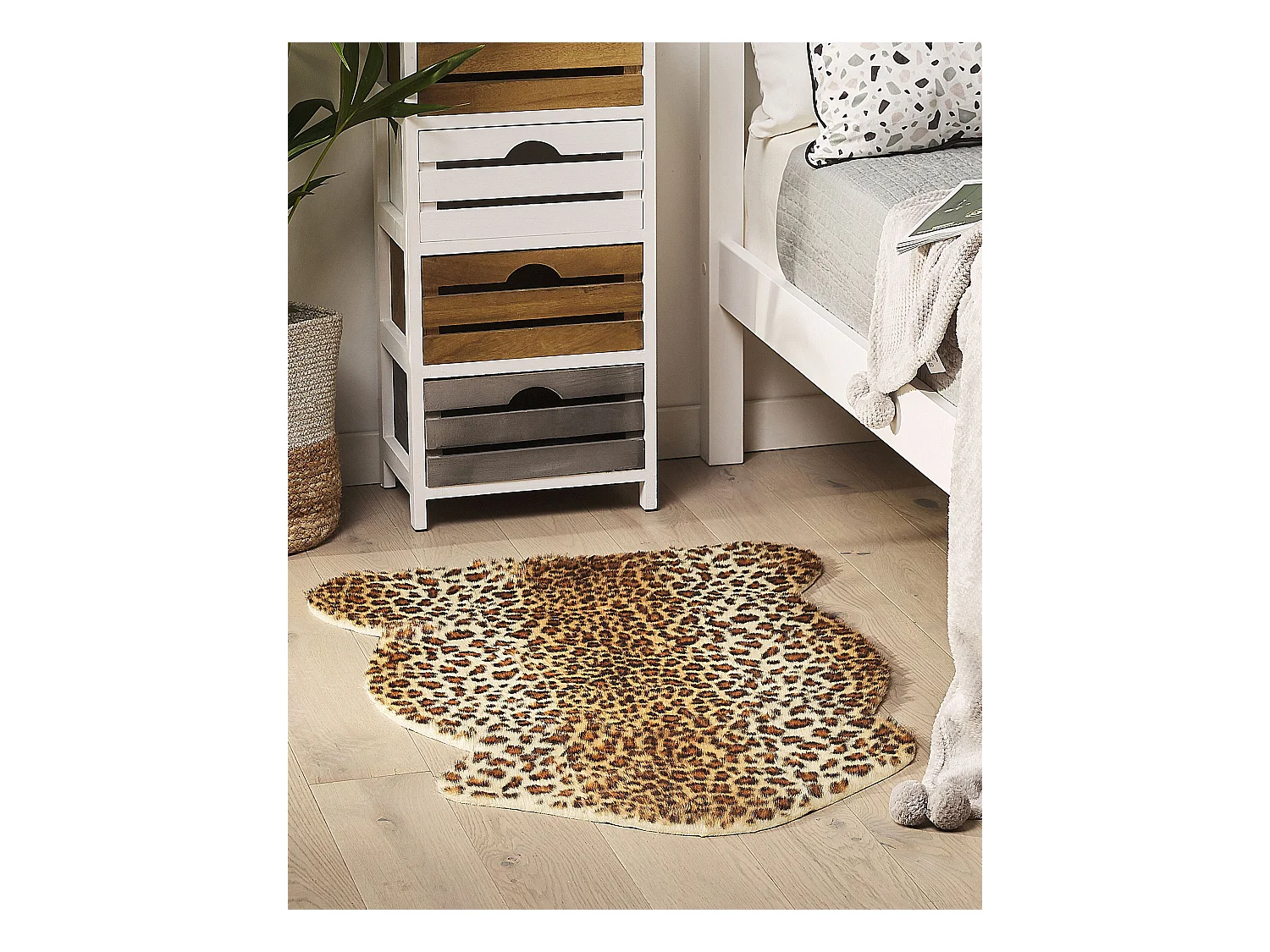 Kunstfell Teppich Leopardenmuster braun Überwurf Webpelz Fellform 60 x 90 Nambung