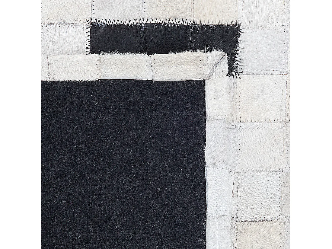 Teppich BOLU 160 x 230 cm Echtleder Schwarz