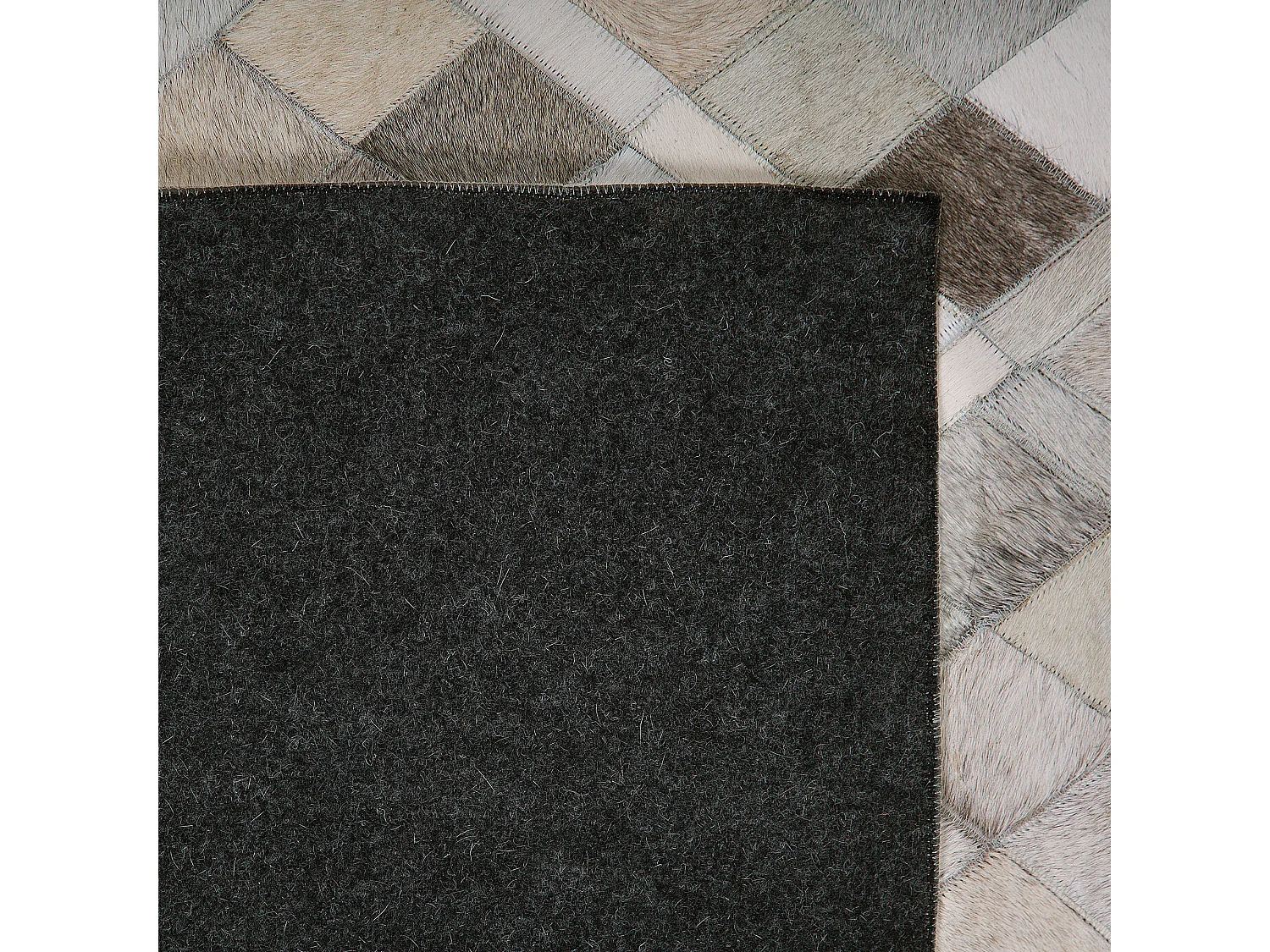 Teppich HIRKA 140 x 200 cm Echtleder Grau