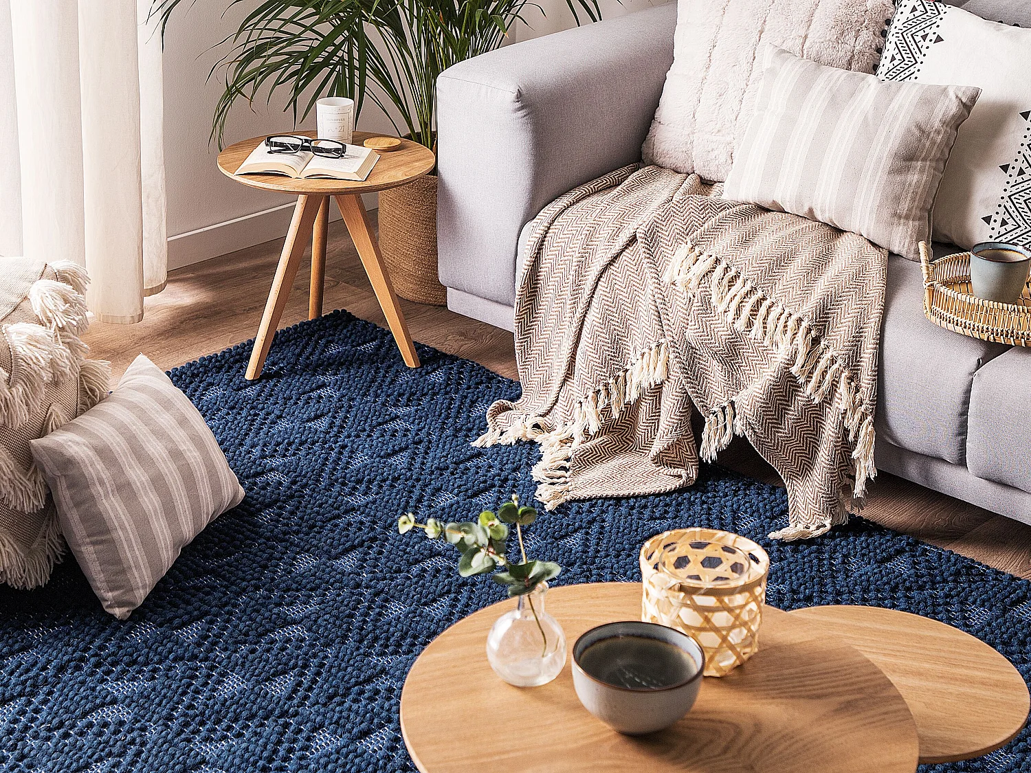 Teppich Wolle marineblau 140 x 200 cm Kurzflor SAVRAN