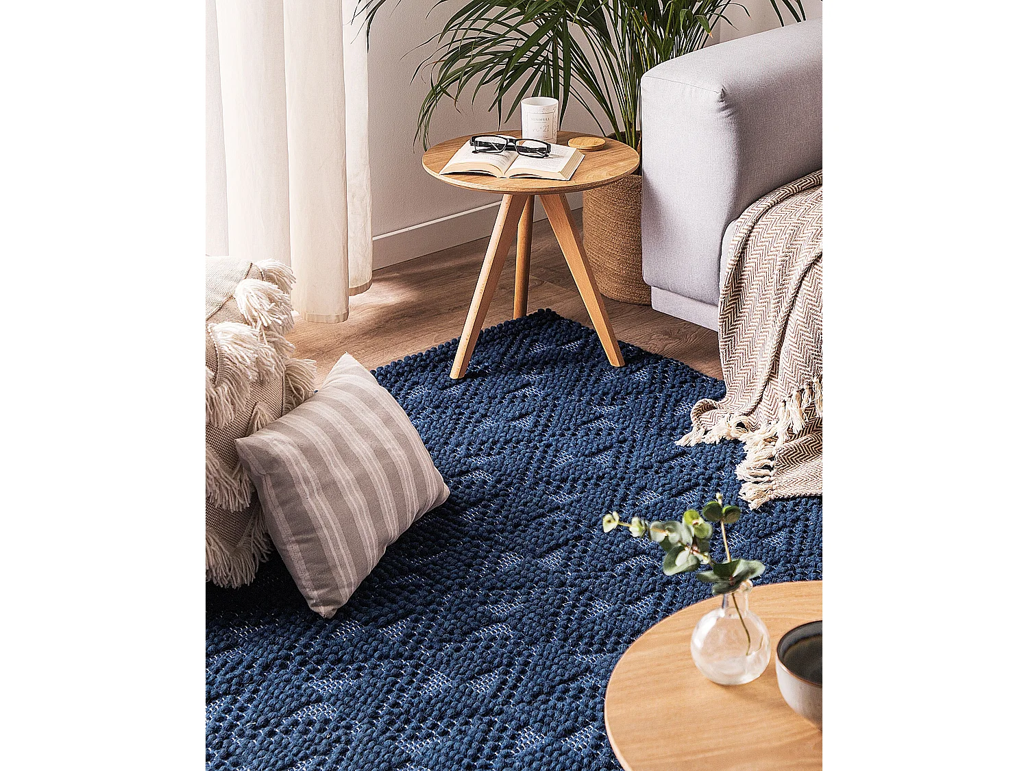 Teppich Wolle marineblau 140 x 200 cm Kurzflor SAVRAN
