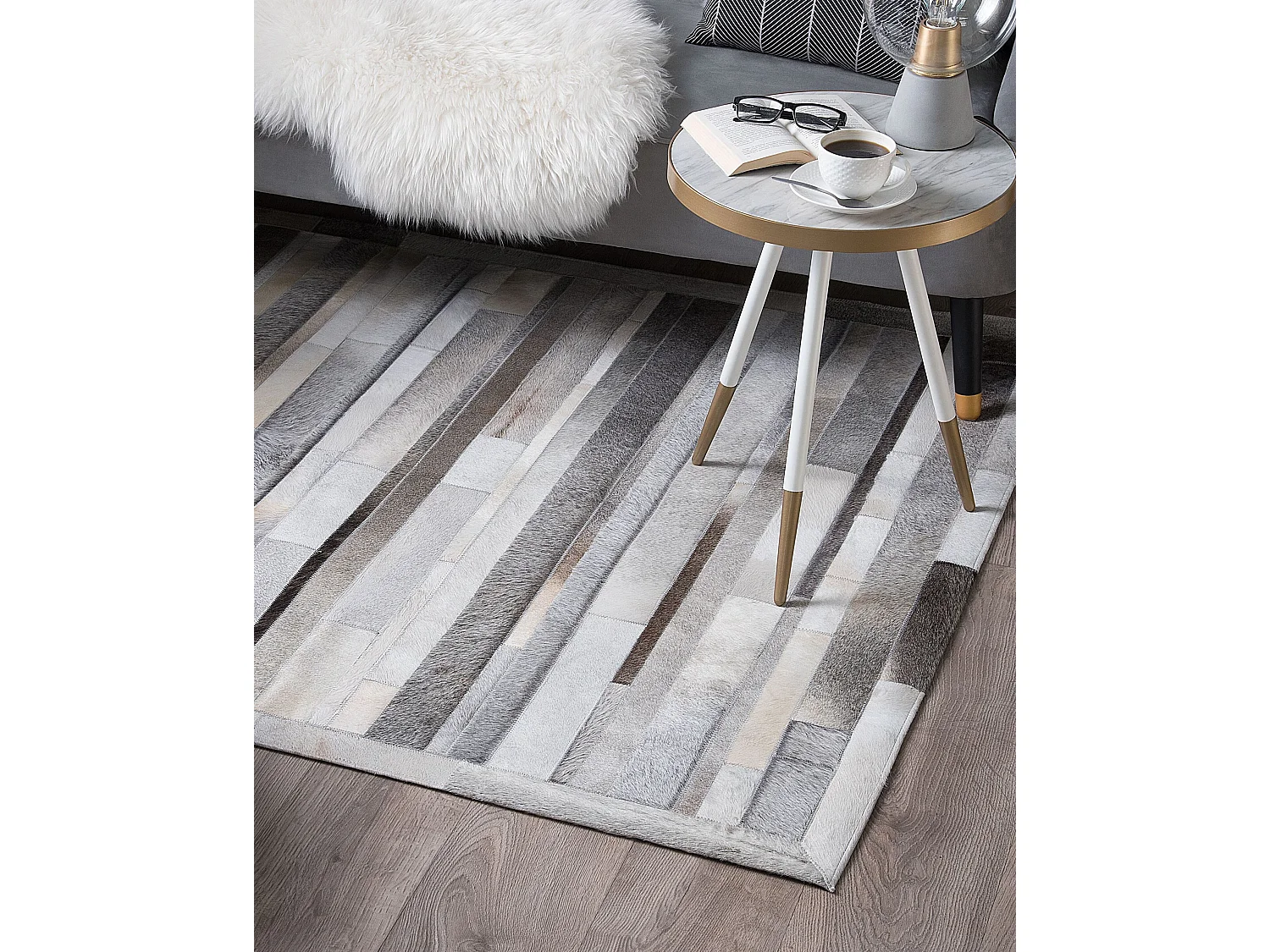 Vloerkleed AZAY 140 x 200 cm Leer Lichtgrijs