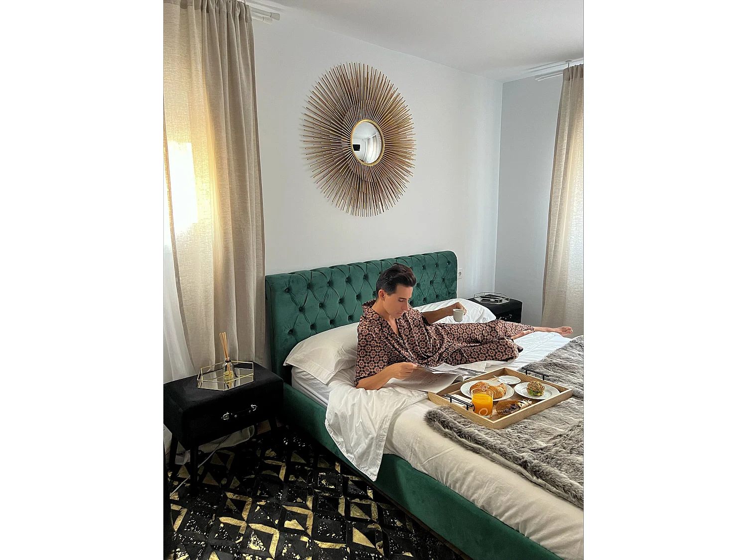 Vloerkleed DEVELI 140 x 200 cm Leer Zwart