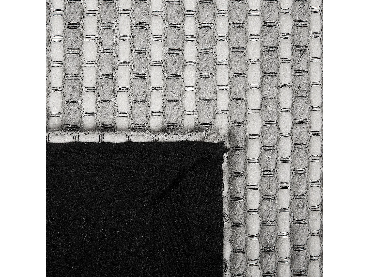 Tapete cinzento claro 140 x 200 cm KILIS