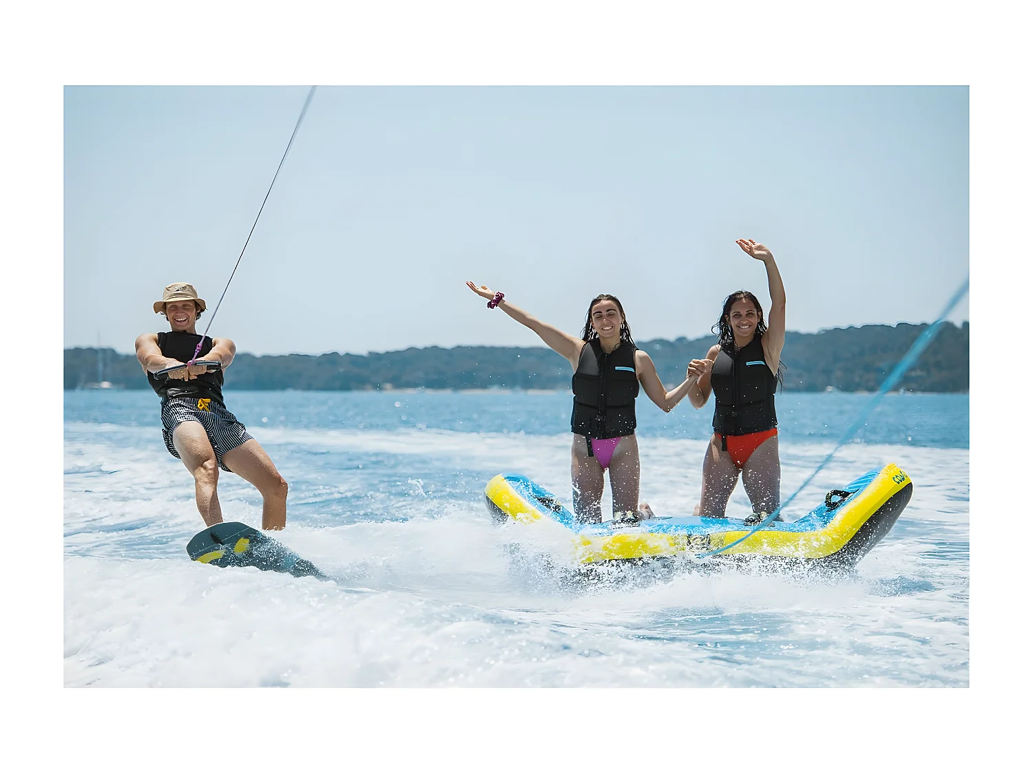 Wakeboard Coasto Topaz 140 - Rocker 3 Etagen - MAX 80kg - Leicht, Bequem und Praktisch - PB-CWKBTOPAZ