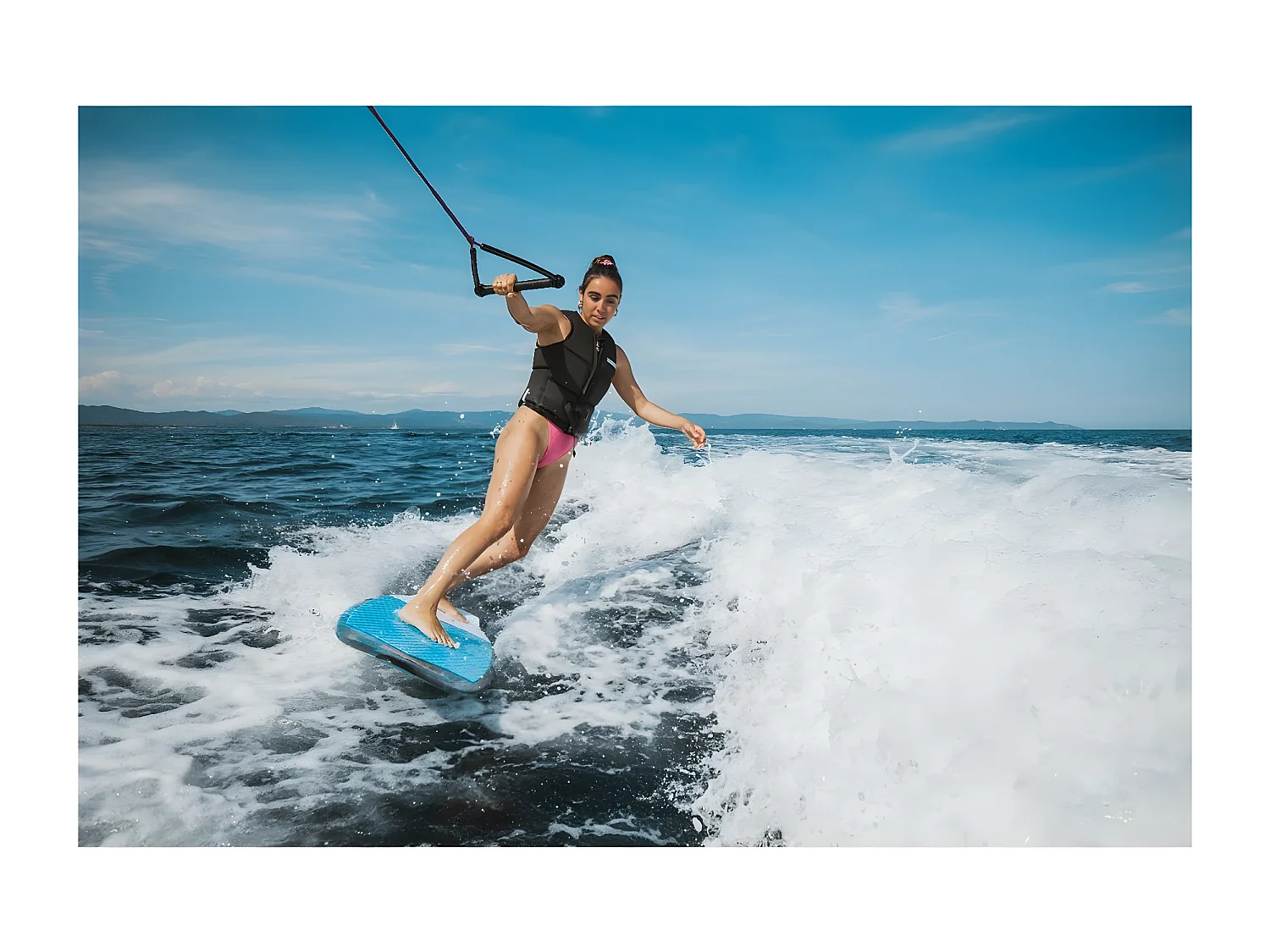 Wakesurf Coasto Onyx - 160 x 50cm - Rocker 6 cm - 3 ailerons - MAX 90kg - Léger, Confortable, et Pratique - PB-CWKSONYX