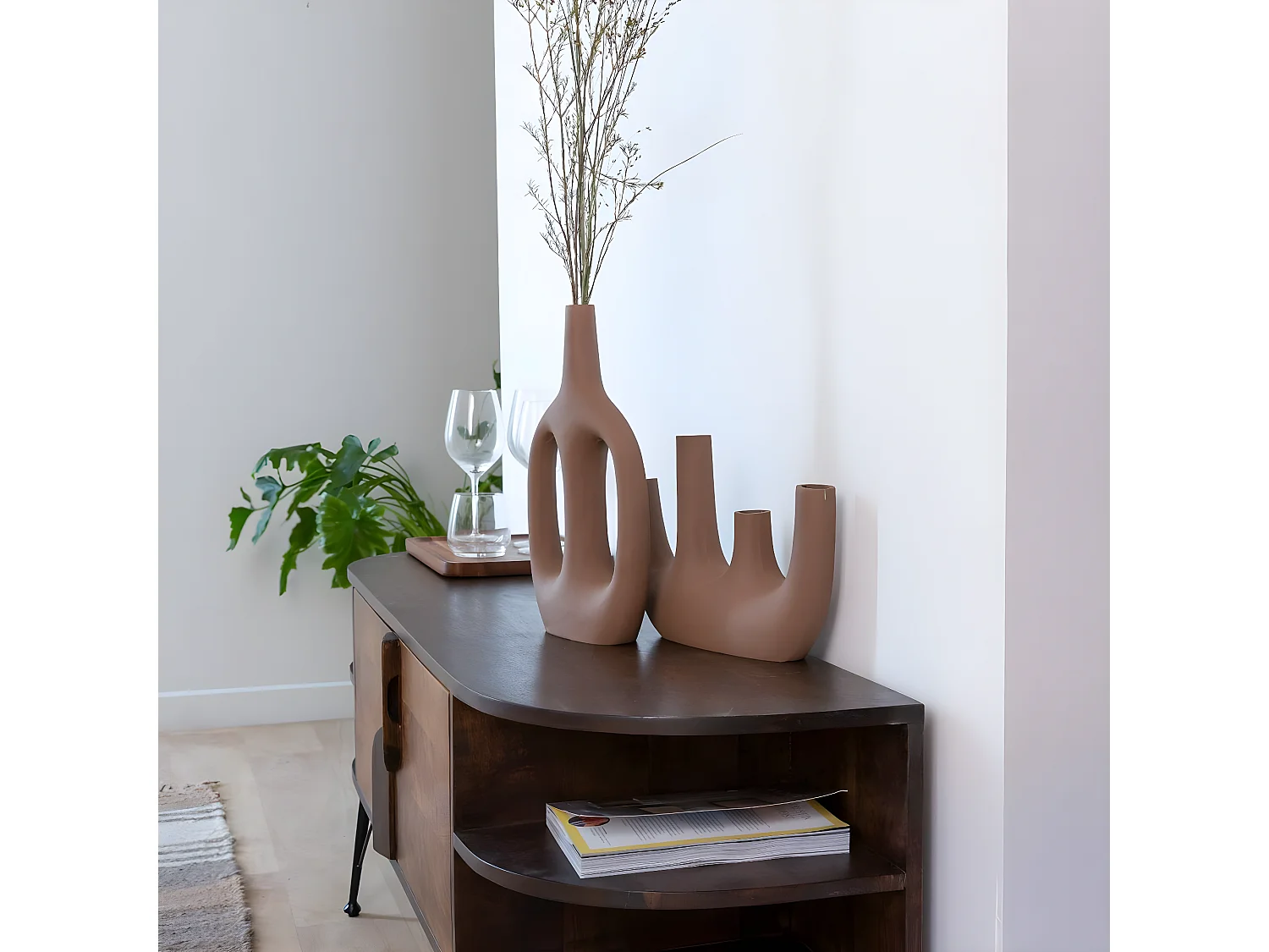 Vase marron 4 tiges en aluminium Dahlia