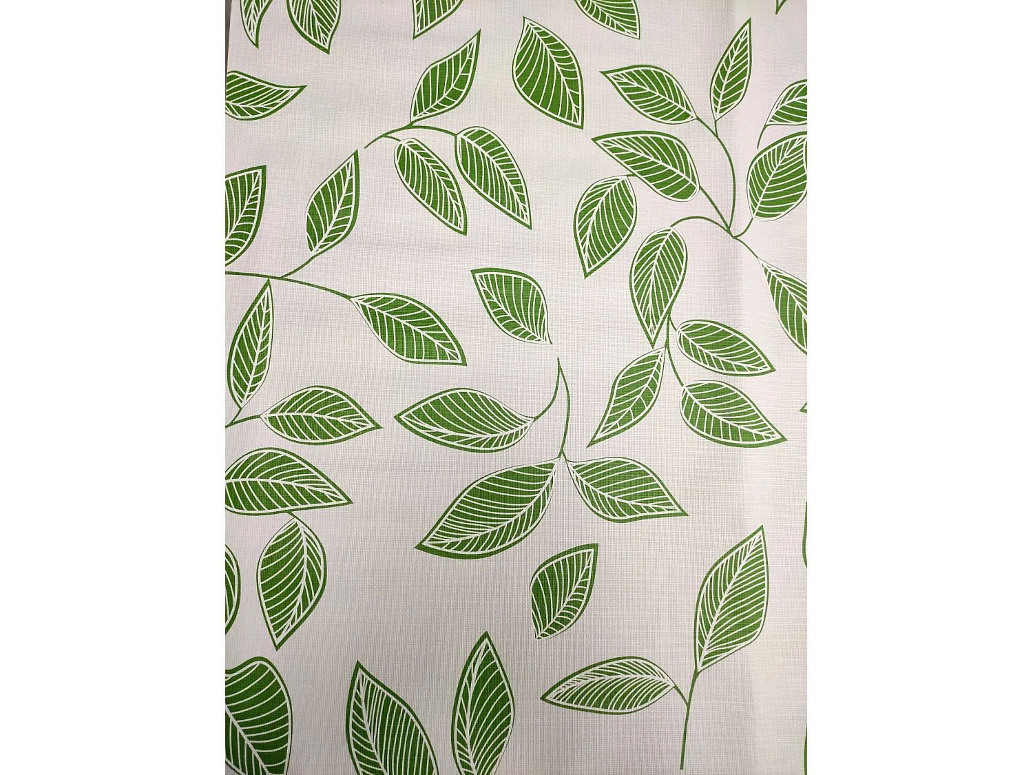 Mantel| Composicion PVC| Base Poliester| Antimanchas| Hojas| Medida 140X160 CM