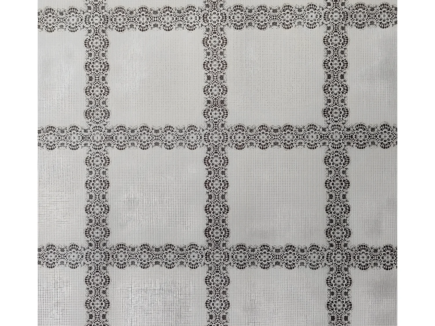 Mantel| Composicion PVC| Base Poliester| Antimanchas| Flores Cuadros| Medida 140X250 CM