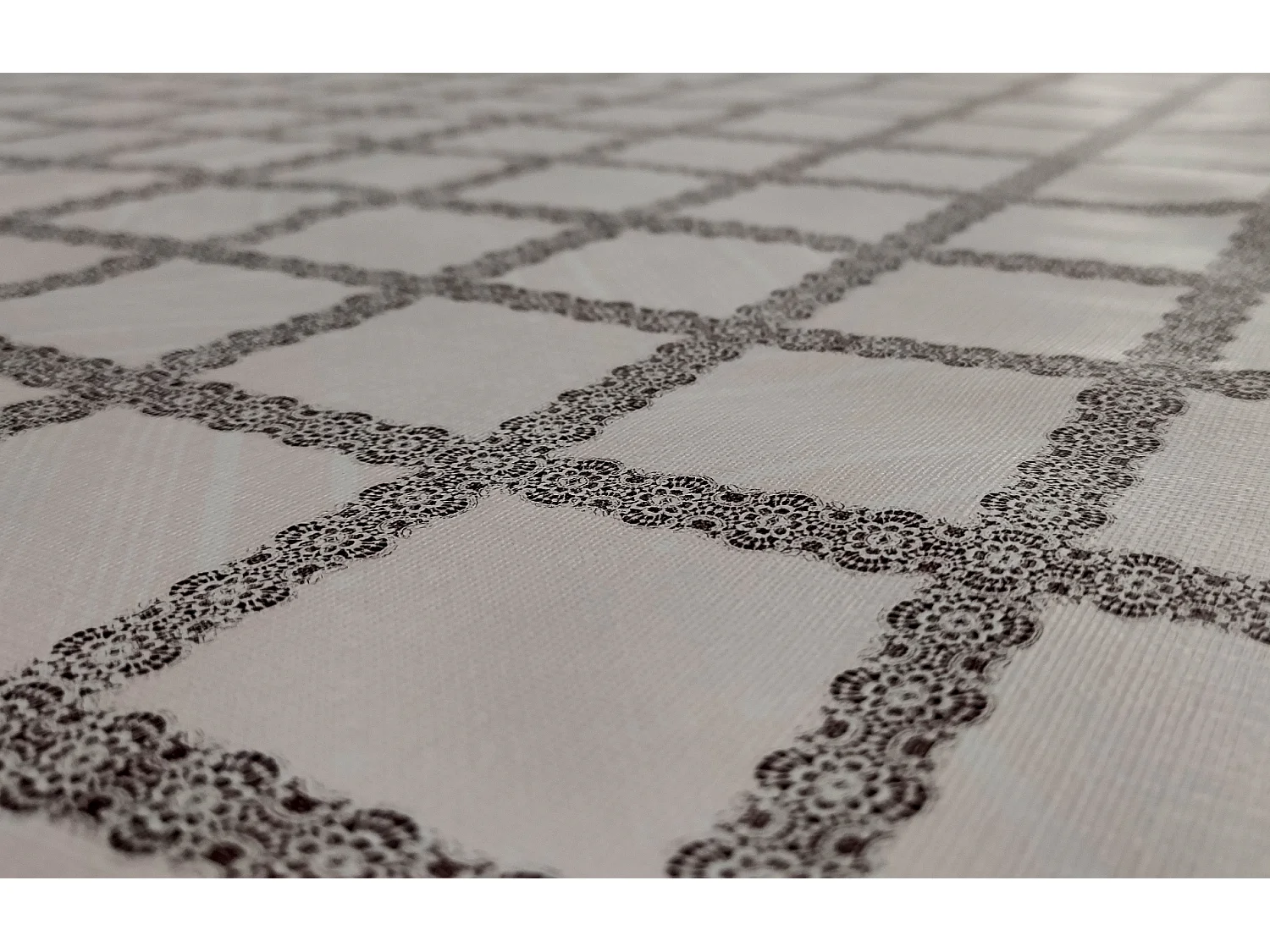 Tovaglia| Composizione PVC| Base Poliestere| Antimacchia| Fiori Quadrato| Dimensioni 140X180 CM