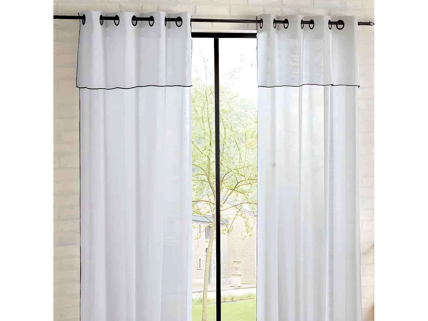 Voilage à œillets Blanc avec volant et liseré Noir 140 x 240 cm