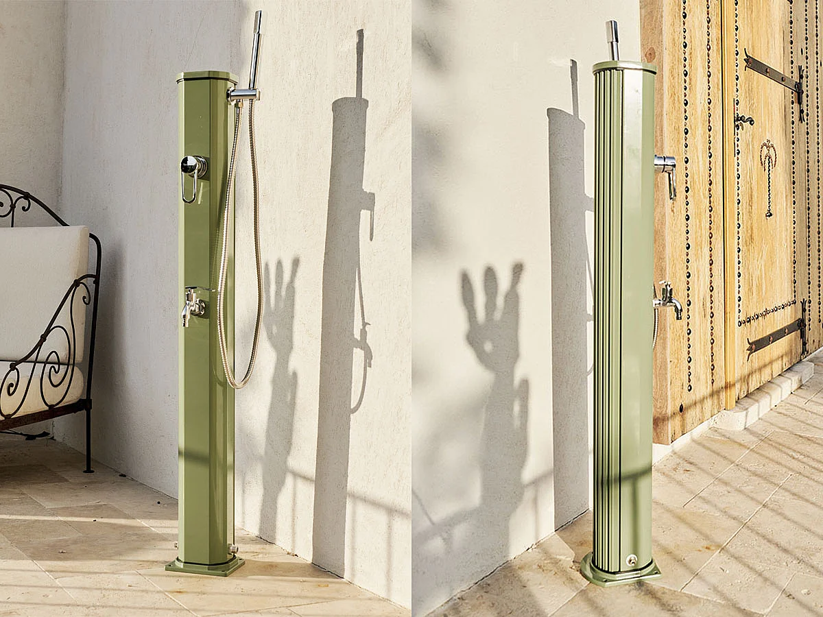 Outdoor Solar Shower Jolly Go Formidra 20L 24x26x120cm - Aluminium - Afneembare Handdouche, Mixer en Voetspoeling